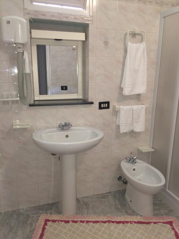 Case Vacanze Jerimar LMP Oda fotoğraf